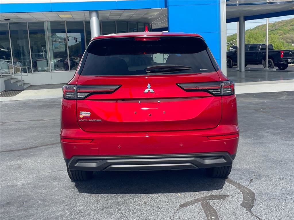 Used 2025 Mitsubishi Outlander ES AWD/4WD image 6