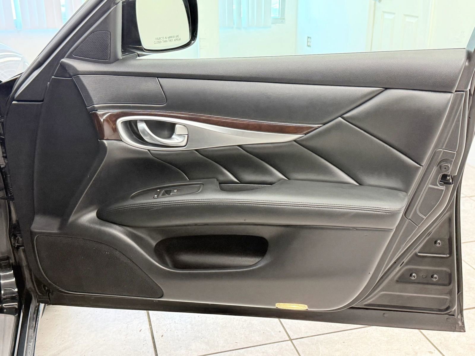 Used 2013 INFINITI M37 w/ Premium Pkg RWD image 22