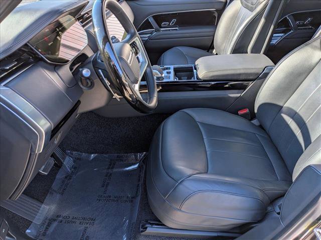 Used 2023 Land Rover Range Rover Autobiography image 17