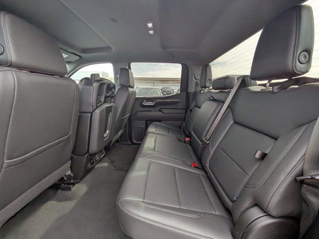 Used 2025 GMC Sierra 1500 SLT image 12