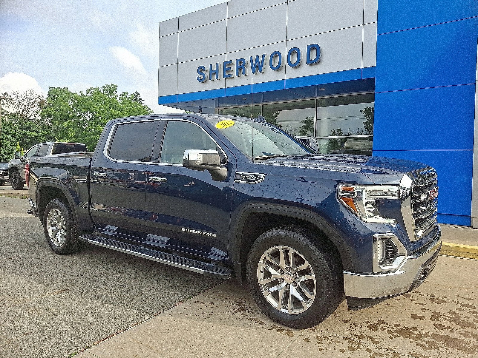 Used 2022 GMC Sierra 1500 SLT w/ SLT Convenience Package
