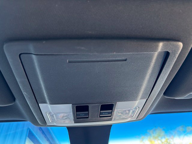 Used 2019 Ford Taurus SEL w/ Equipment Group 201A FWD image 19