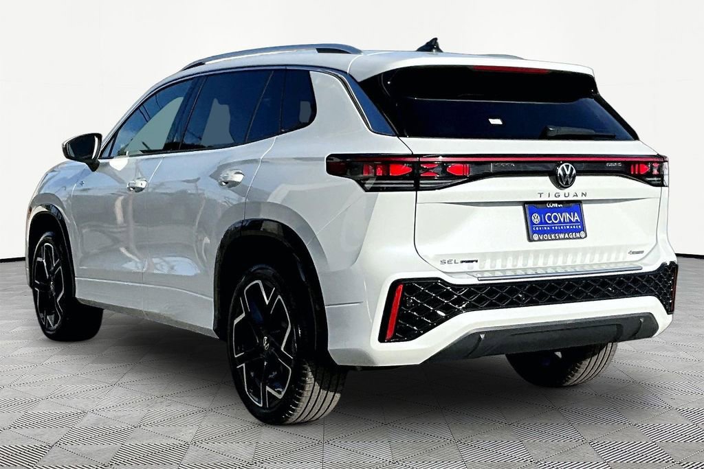 New 2026 Volkswagen Tiguan SEL R-Line image 4
