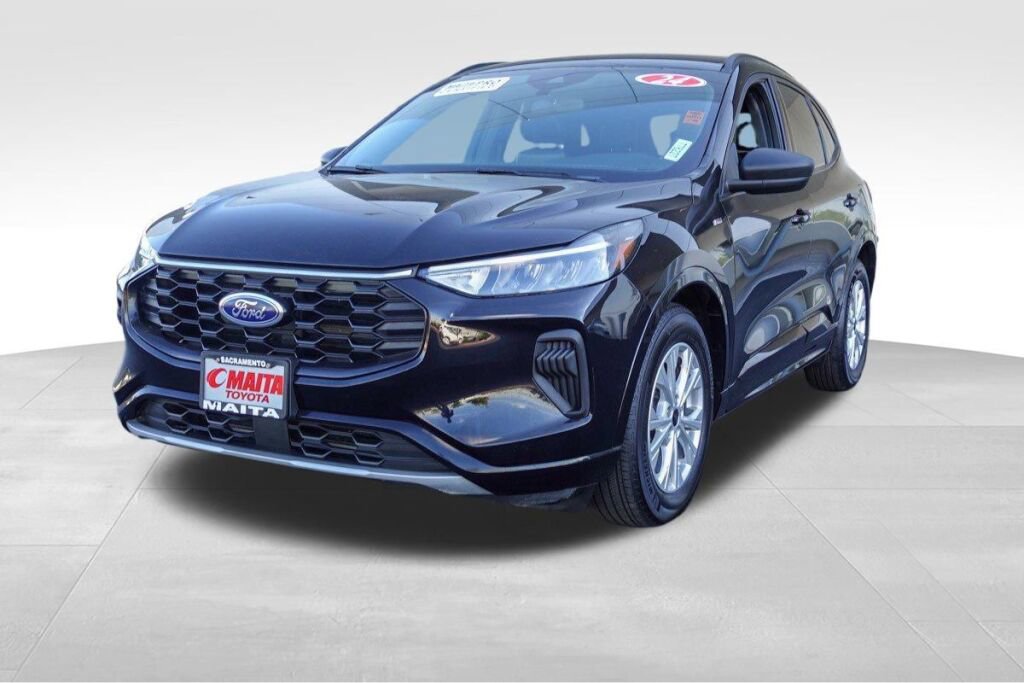 Used 2024 Ford Escape ST-Line video 3
