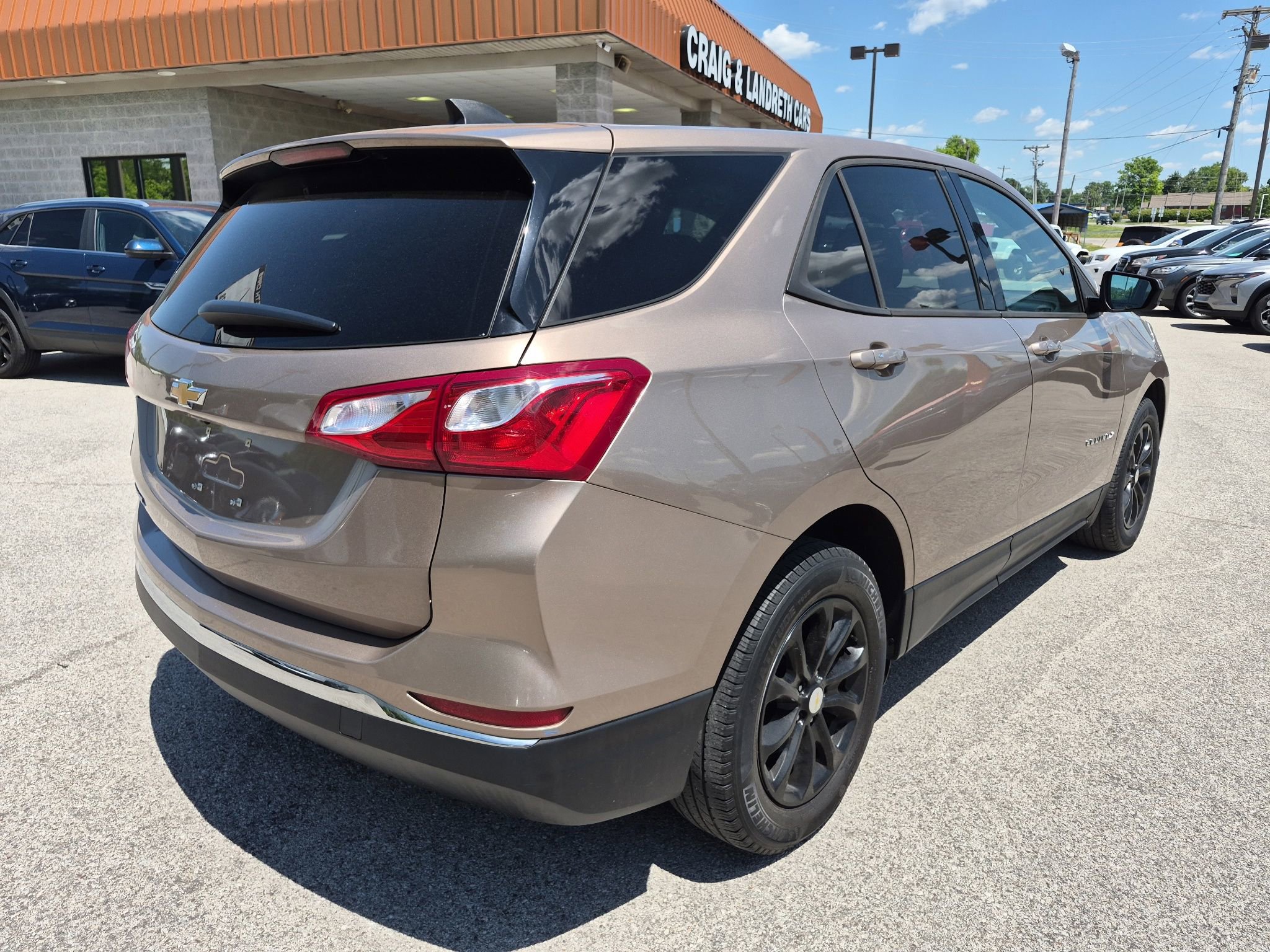 Used 2018 Chevrolet Equinox LS w/ LPO, Cargo Package FWD video 3