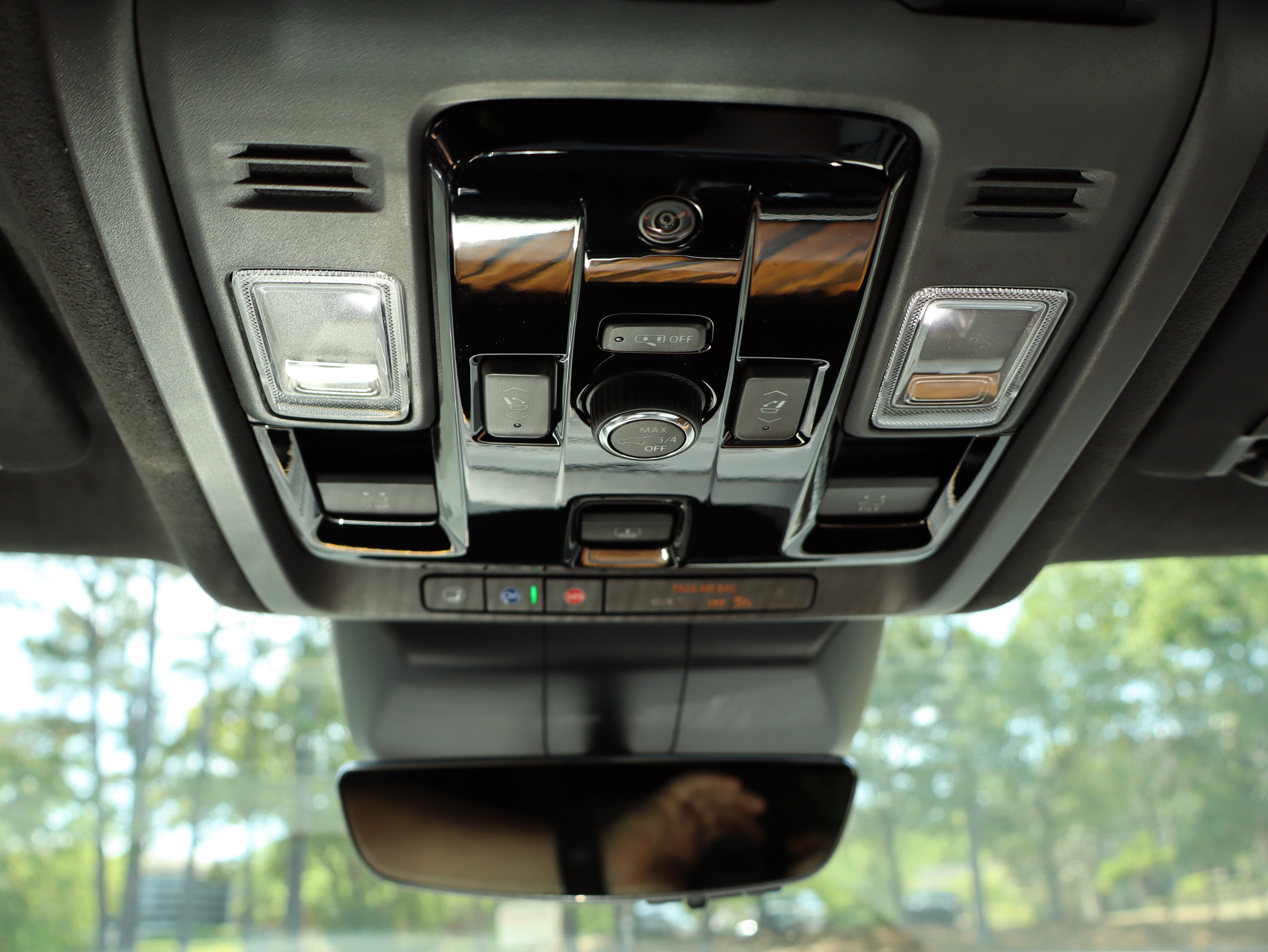 Certified 2026 Cadillac Escalade Platinum Sport w/ LPO, Floor Liner Package AWD/4WD image 39