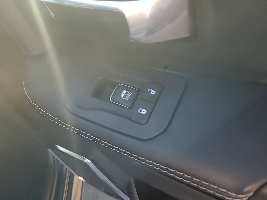 New 2026 RAM 2500 Laramie w/ Sport Appearance Package image 33