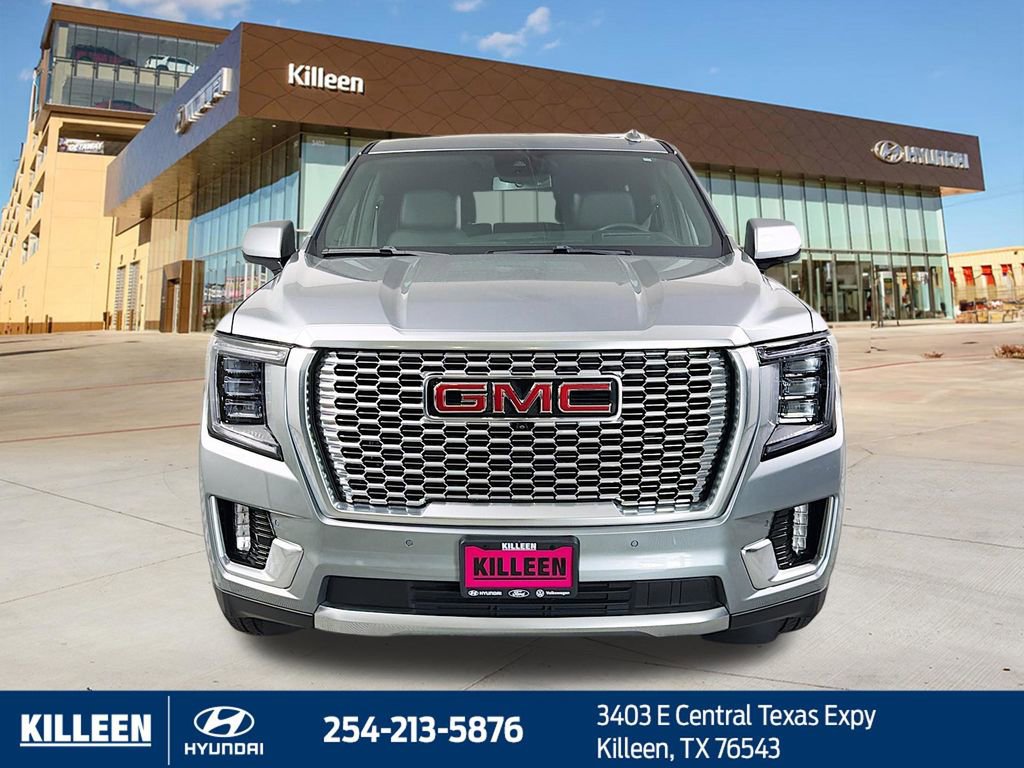Used 2024 GMC Yukon Denali AWD/4WD image 2