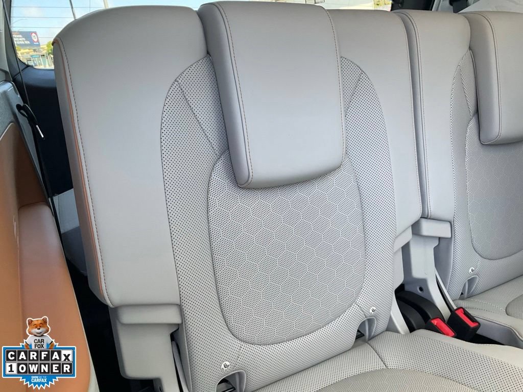 Used 2025 Volkswagen ID. Buzz 1st Edition AWD/4WD image 61