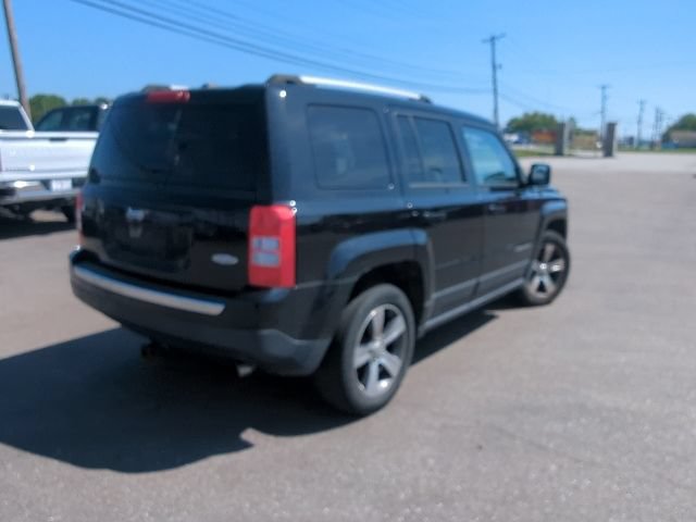 Used 2016 Jeep Patriot High Altitude FWD image 7