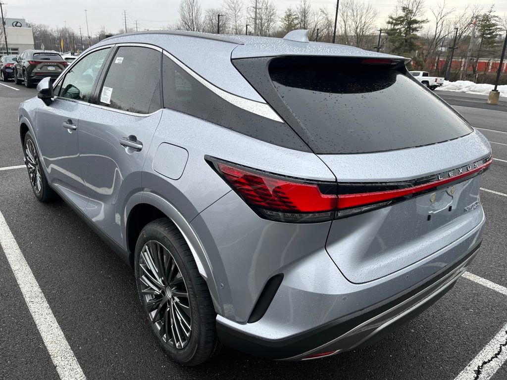 New 2026 Lexus RX 450h AWD image 2