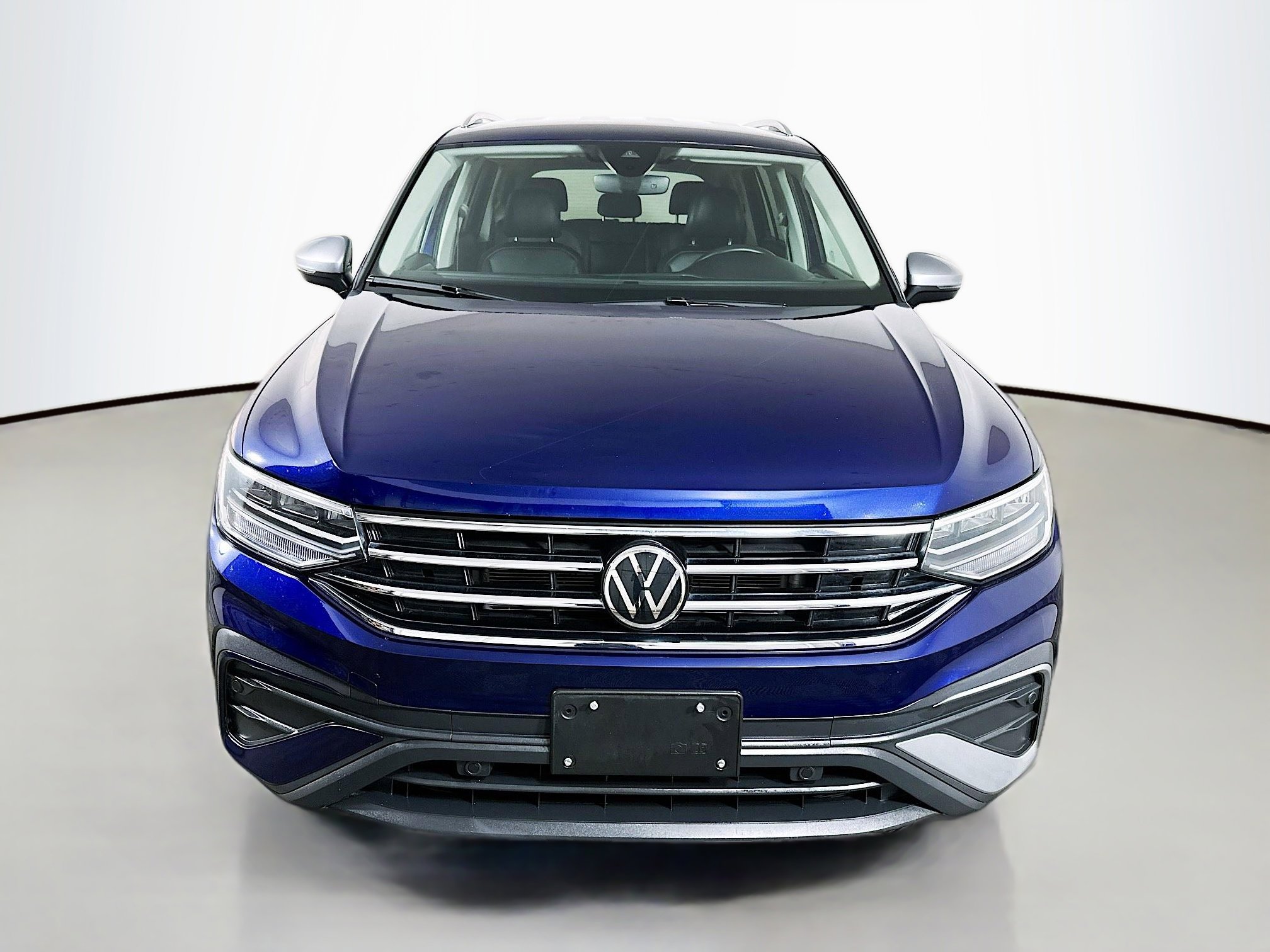Used 2024 Volkswagen Tiguan Wolfsburg Edition image 2