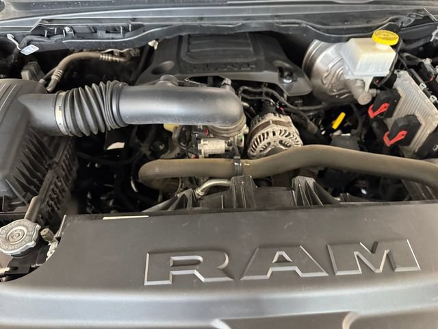Used 2022 RAM 1500 Laramie AWD/4WD image 7