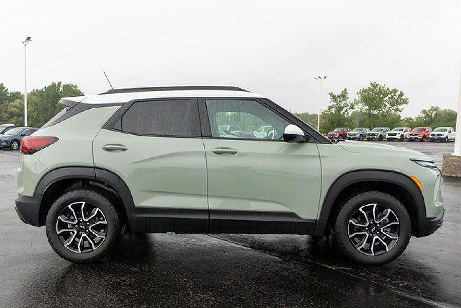 Used 2024 Chevrolet TrailBlazer ACTIV AWD/4WD image 5