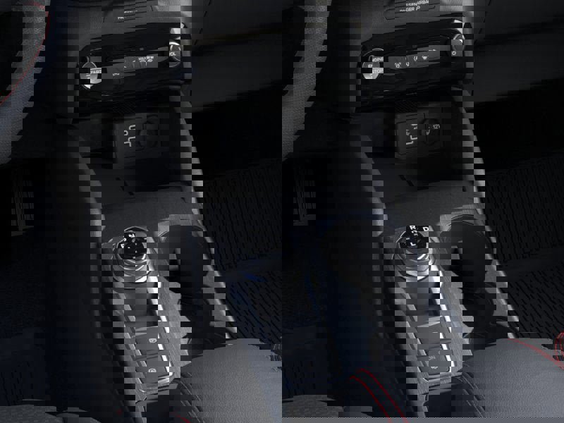 New 2025 Ford Escape ST-Line w/ Equipment Group 301A image 15