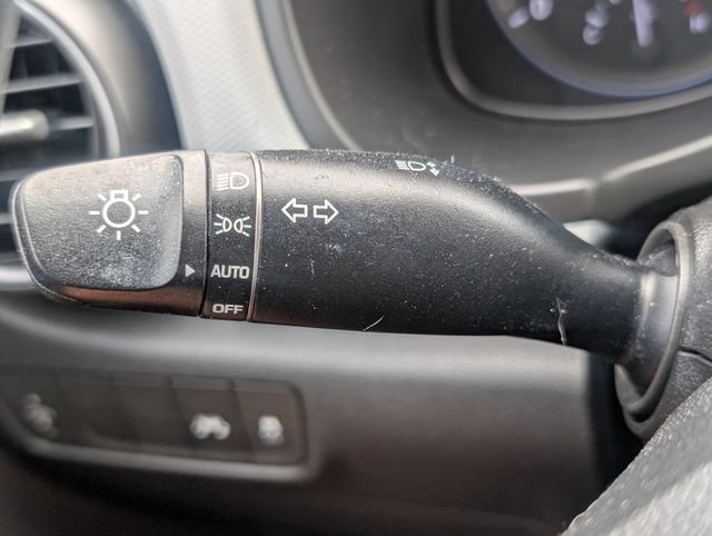 Used 2019 Hyundai Kona SE FWD image 30
