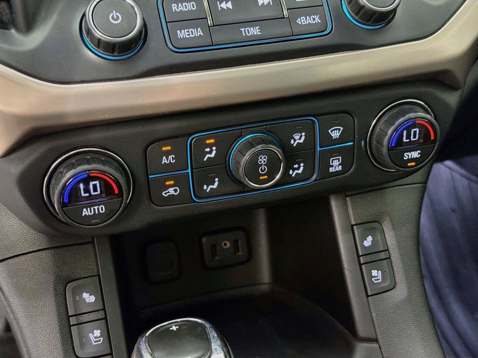 Used 2017 GMC Acadia Denali w/ Technology Package FWD image 22