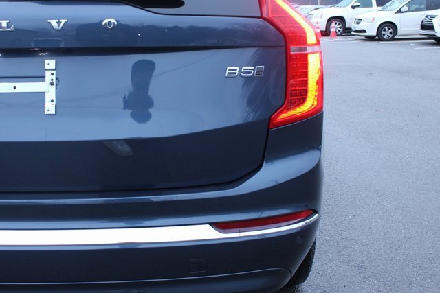 Used 2025 Volvo XC90 B5 Core image 40