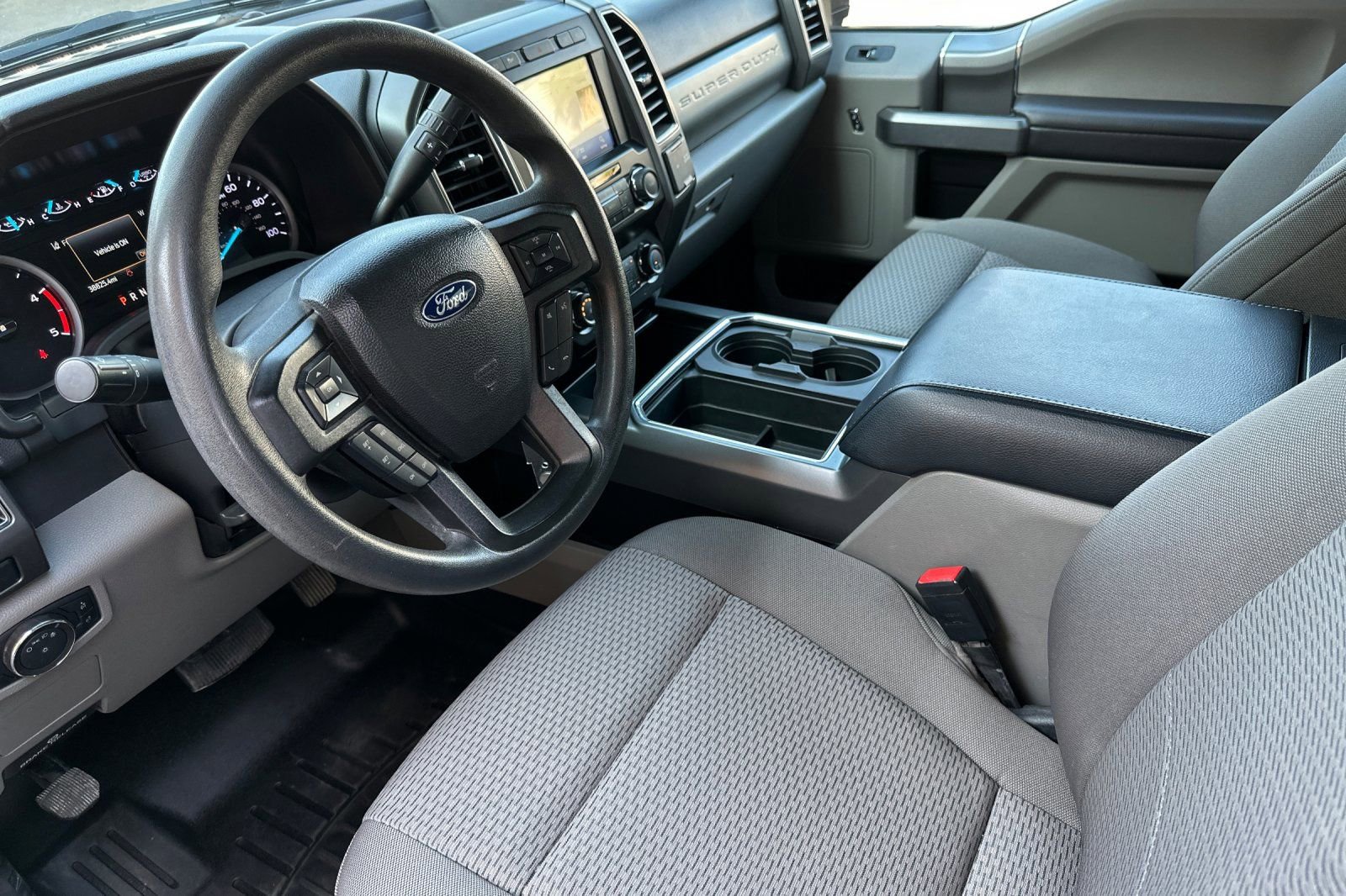 Used 2022 Ford F250 XLT w/ XLT Premium Package image 10