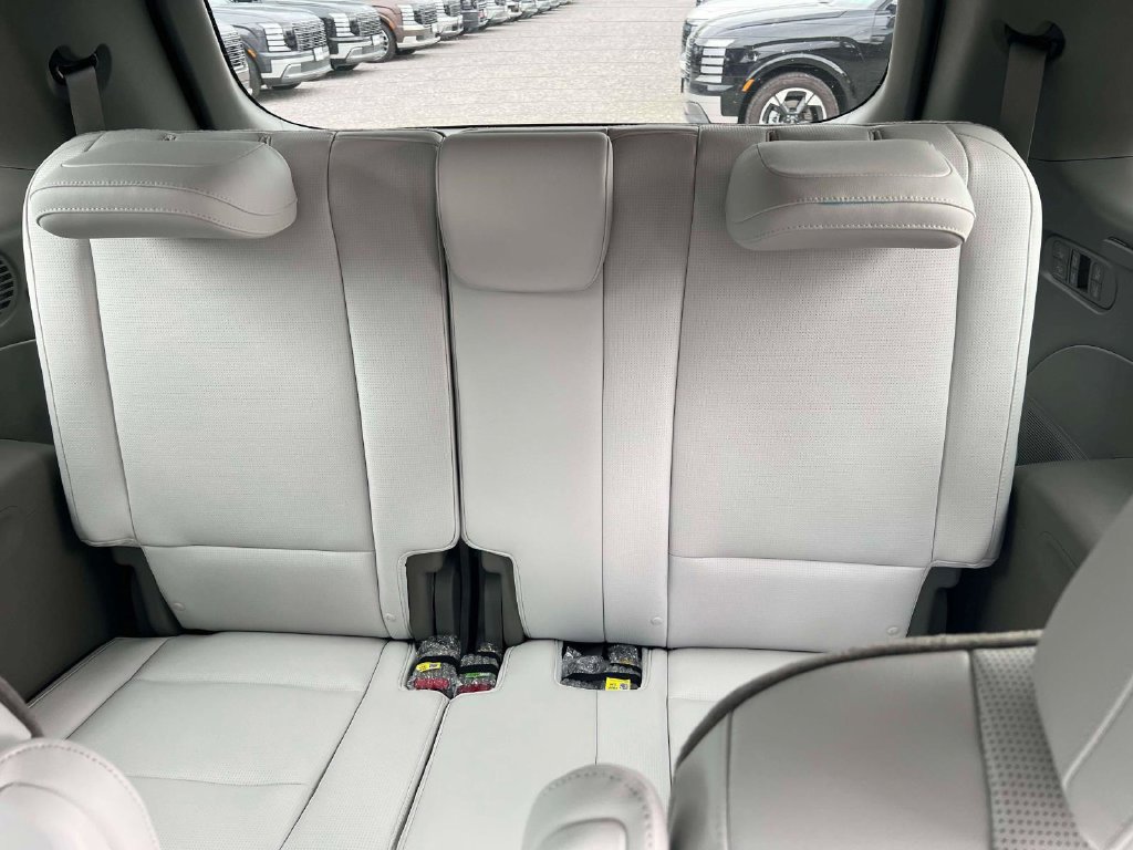 New 2027 Hyundai Palisade Limited AWD/4WD image 9