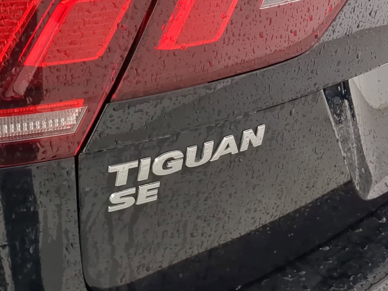 Used 2020 Volkswagen Tiguan SE image 11