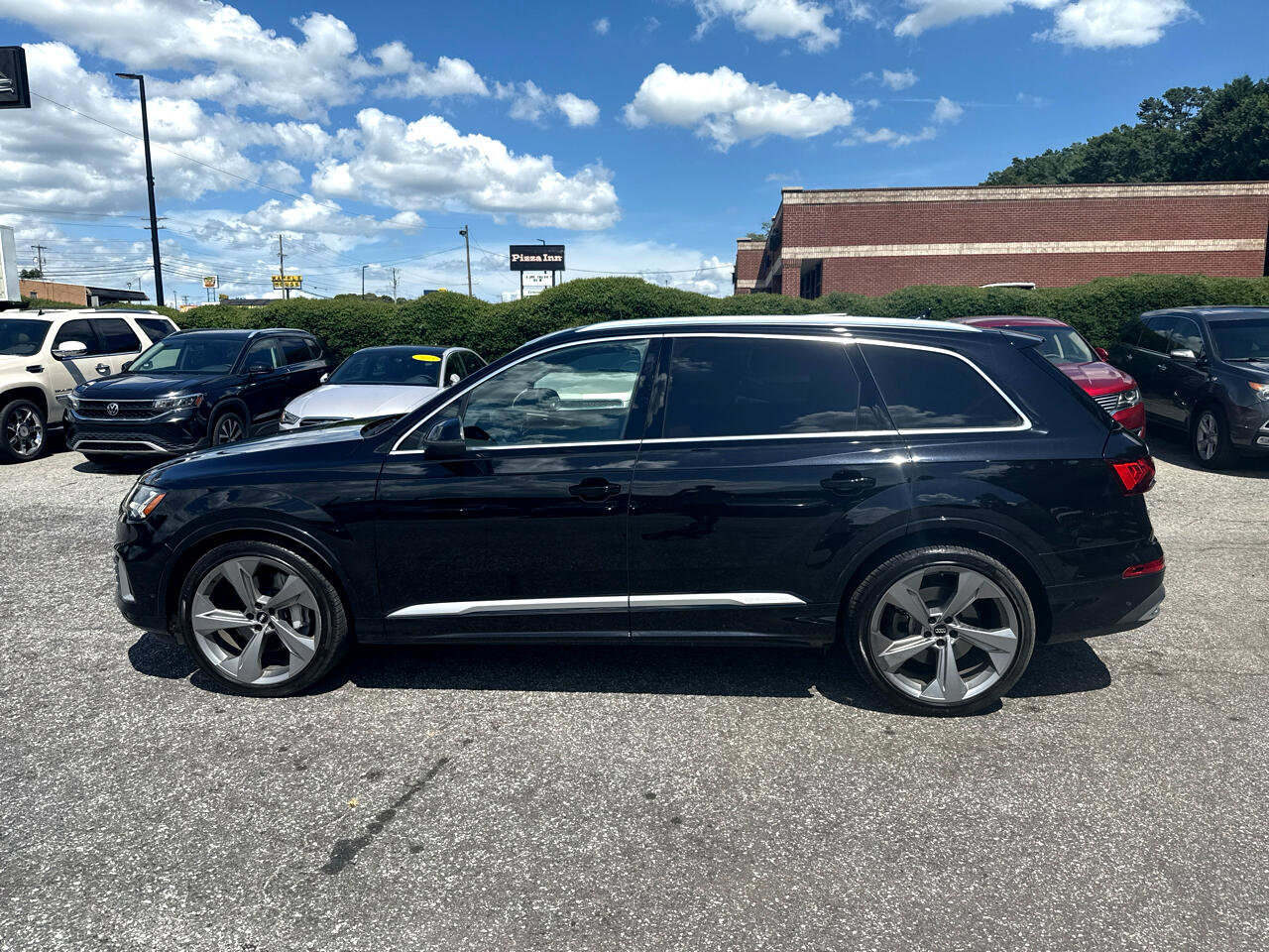 Used 2020 Audi Q7 3.0T Prestige w/ Prestige Package image 6