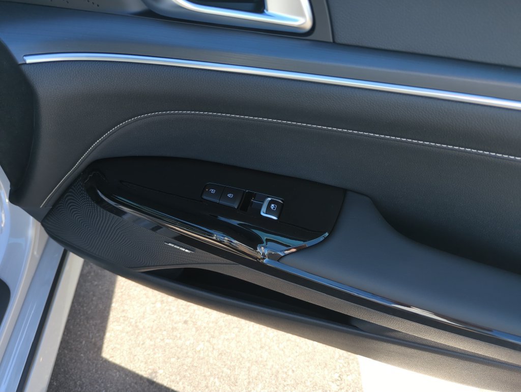 New 2027 Kia K5 GT-Line image 35