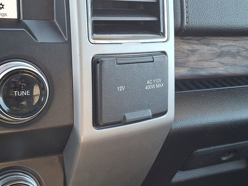 Used 2019 Ford F150 Lariat w/ Equipment Group 502A Luxury image 27