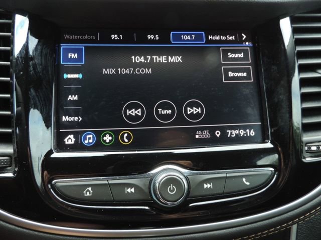 Used 2022 Chevrolet Trax LT w/ LT Convenience Package image 23