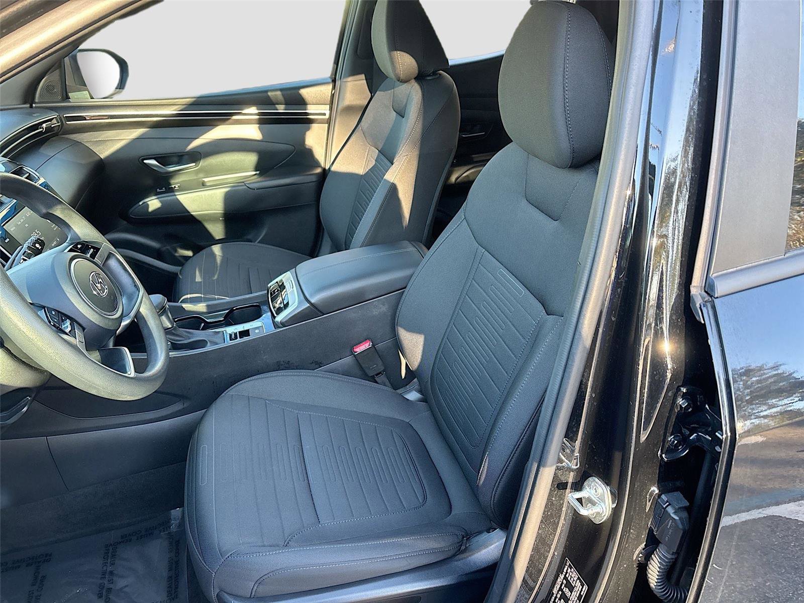 Used 2022 Hyundai Santa Cruz SEL w/ Cargo Package image 23