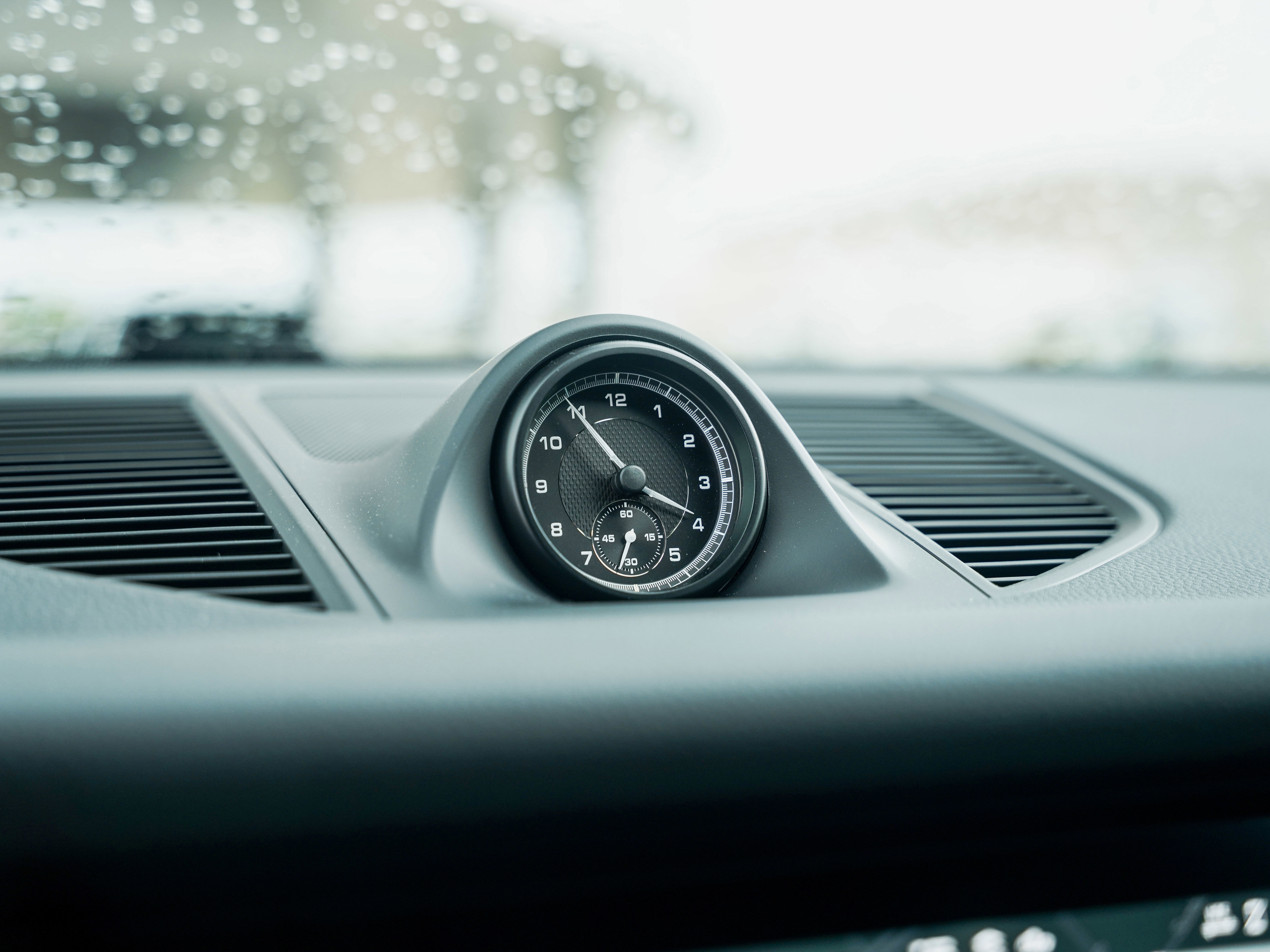 New 2025 Porsche Macan image 20