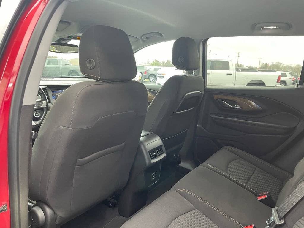 Used 2021 GMC Terrain SLE image 16