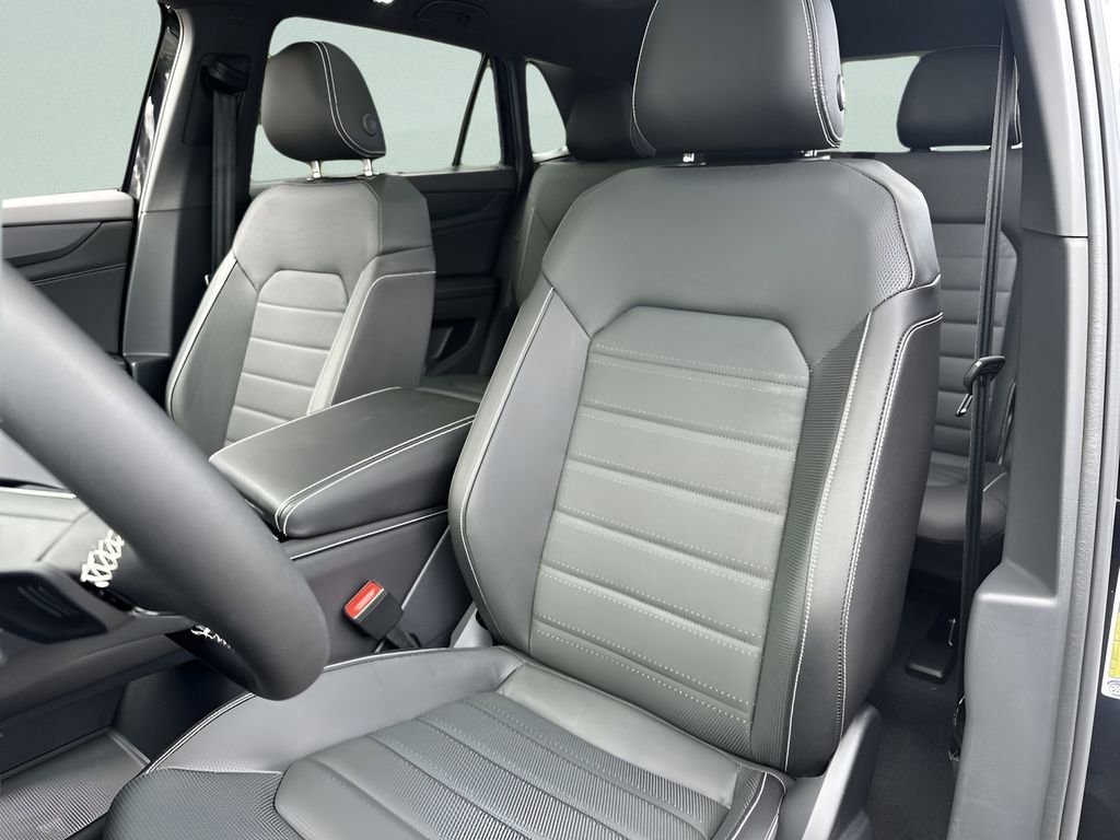 New 2026 Volkswagen Atlas Cross Sport SEL image 11
