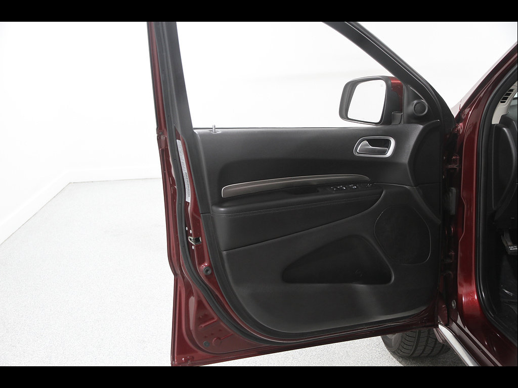 Used 2020 Dodge Durango SXT AWD/4WD image 4