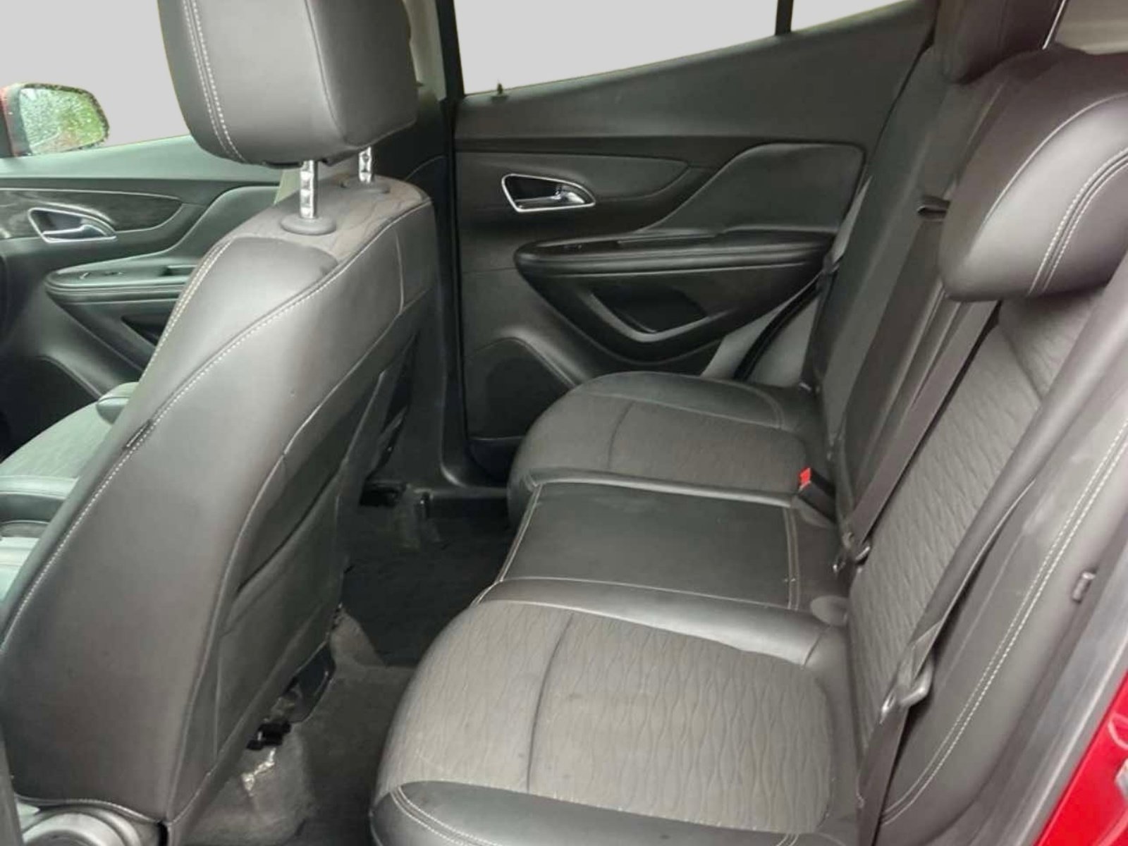 Used 2015 Buick Encore AWD image 3