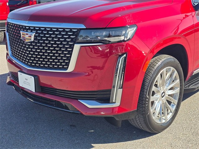 Used 2023 Cadillac Escalade Premium Luxury image 8