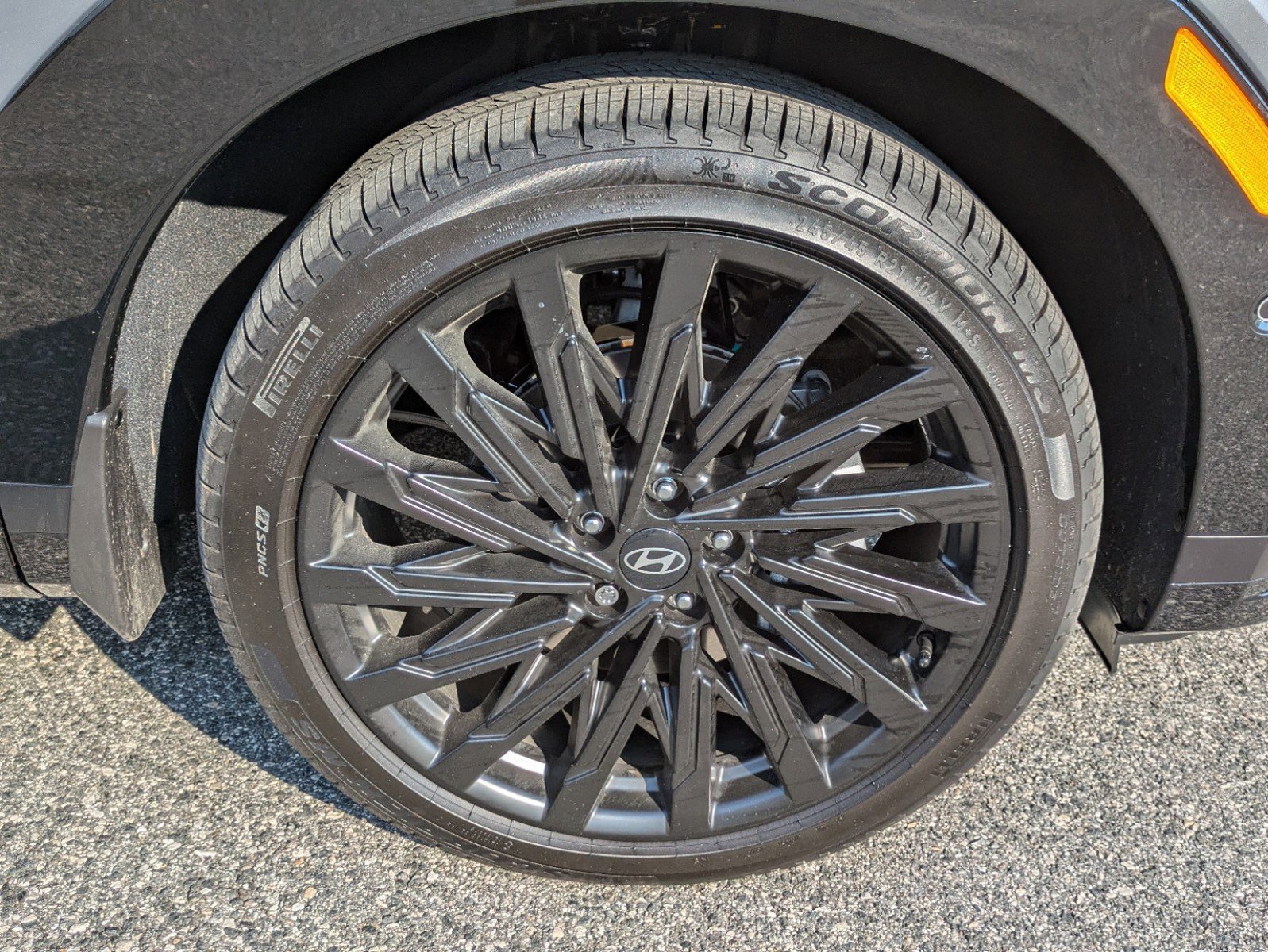 Used 2025 Hyundai Santa Fe Calligraphy image 11