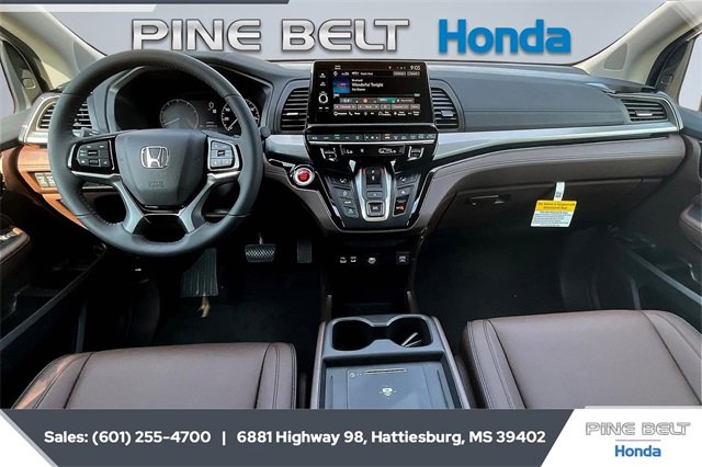New 2026 Honda Odyssey Touring image 5