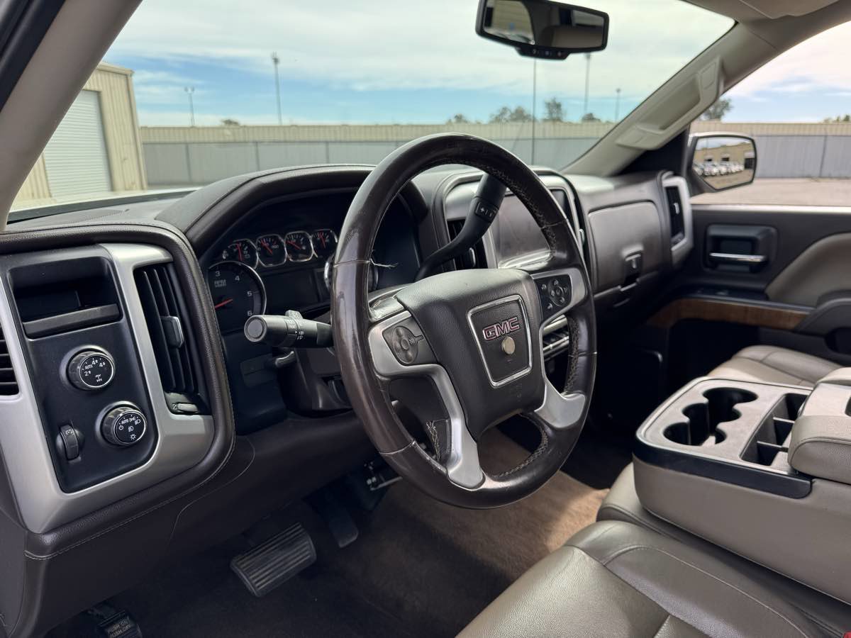 Used 2015 GMC Sierra 1500 SLT w/ Suspension Package, Off-Road image 22