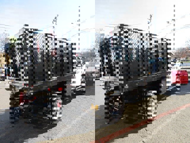 Used 2018 Ford F550 4x4 Regular Cab Super Duty image 4