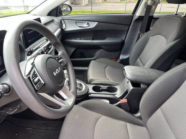 Certified 2024 Kia Forte LXS FWD image 6