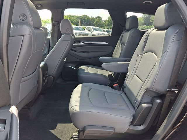 Used 2023 Buick Enclave Essence w/ Experience Buick Package AWD/4WD image 18