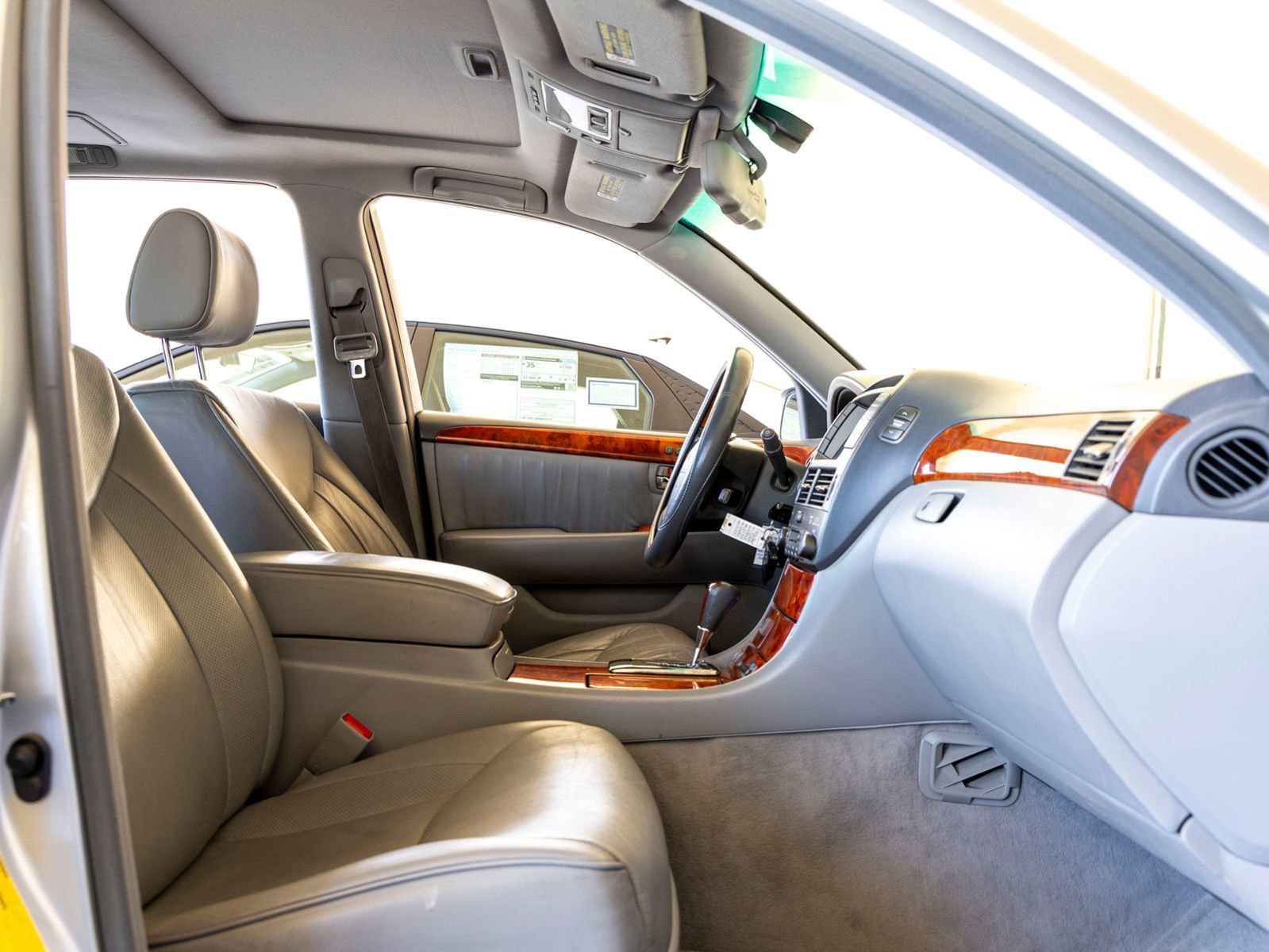 Used 2004 Lexus LS 430 image 27