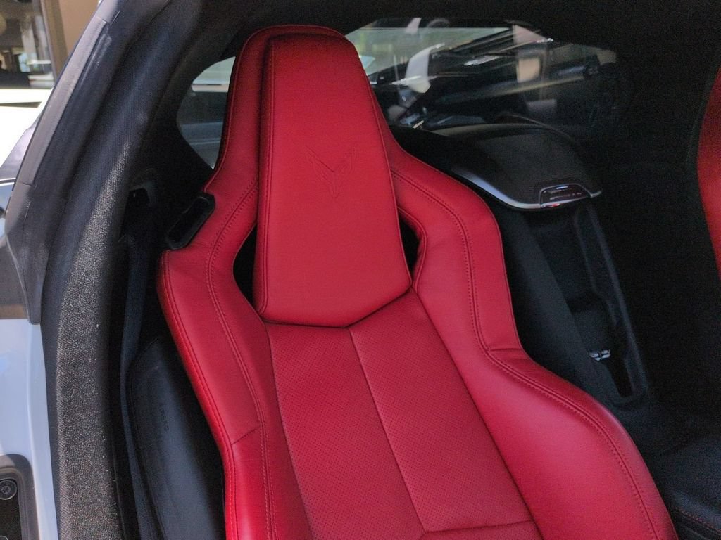 Used 2020 Chevrolet Corvette Stingray Preferred Cpe w/ 2LT Preferred Equipment Group RWD image 26
