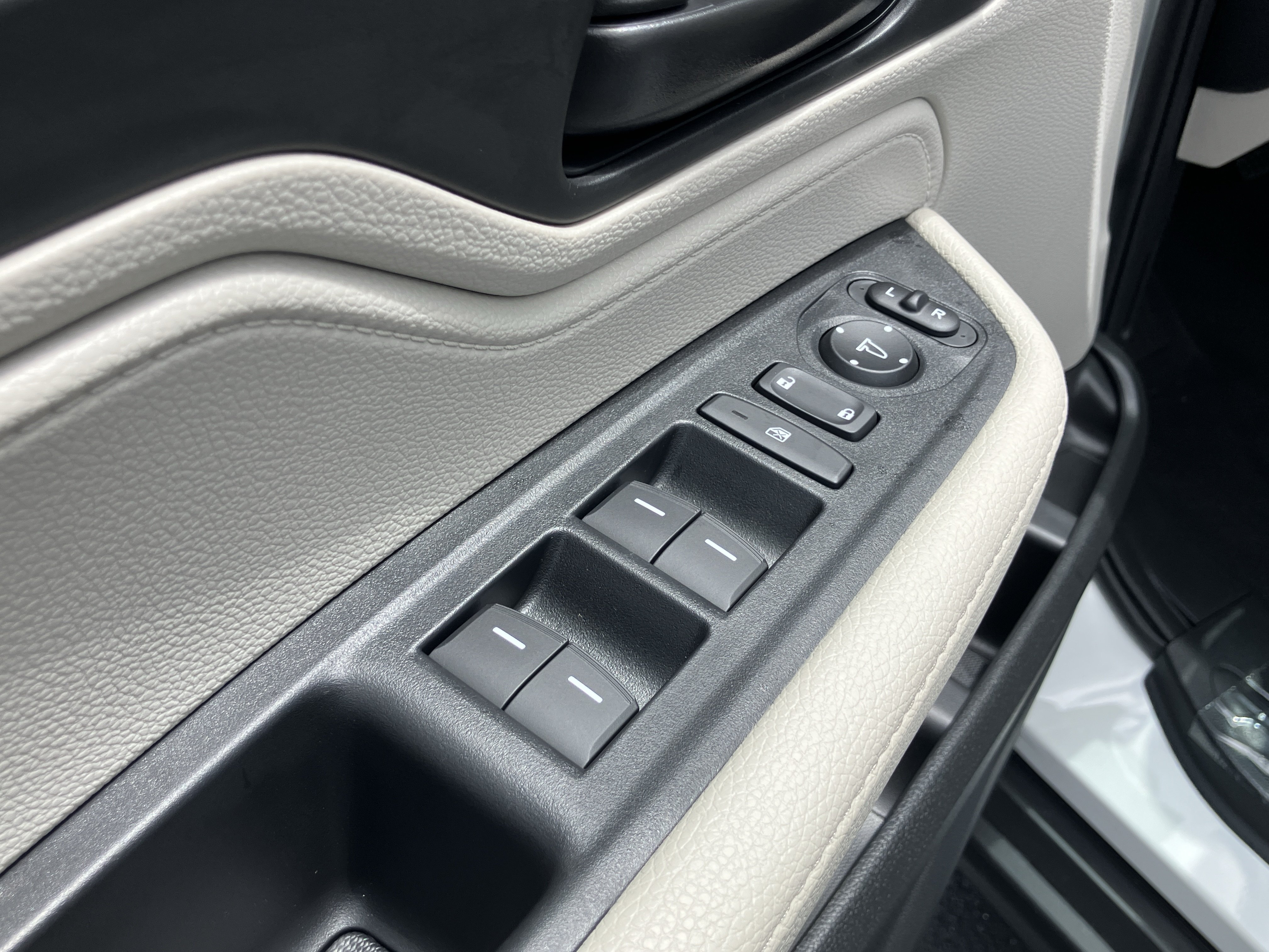 New 2026 Honda Odyssey EX-L image 14