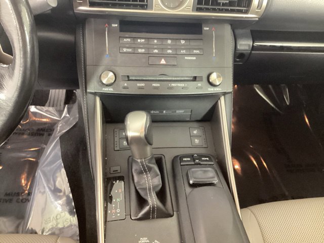 Used 2015 Lexus IS 250 AWD w/ Navigation System Package image 19