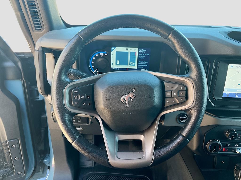 Used 2022 Ford Bronco Black Diamond w/ Sasquatch Package AWD/4WD image 11