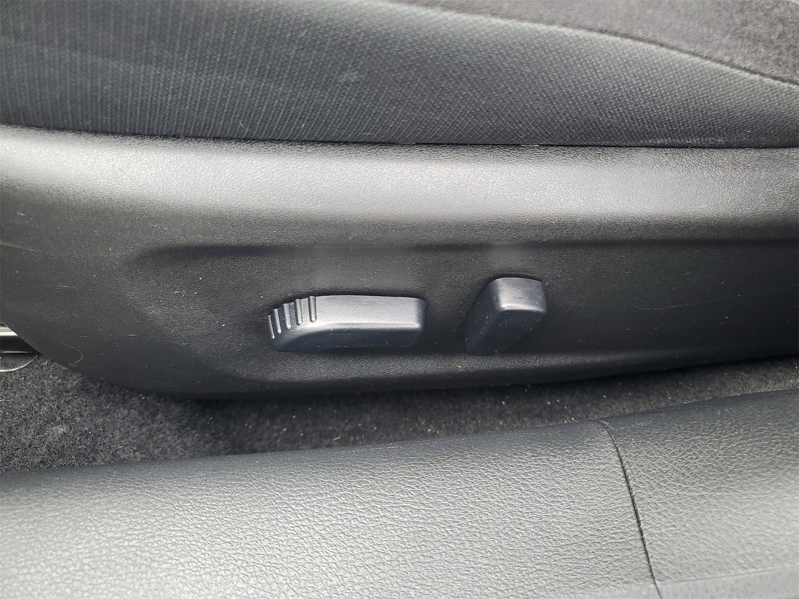 Used 2024 Nissan Altima 2.5 SV image 7