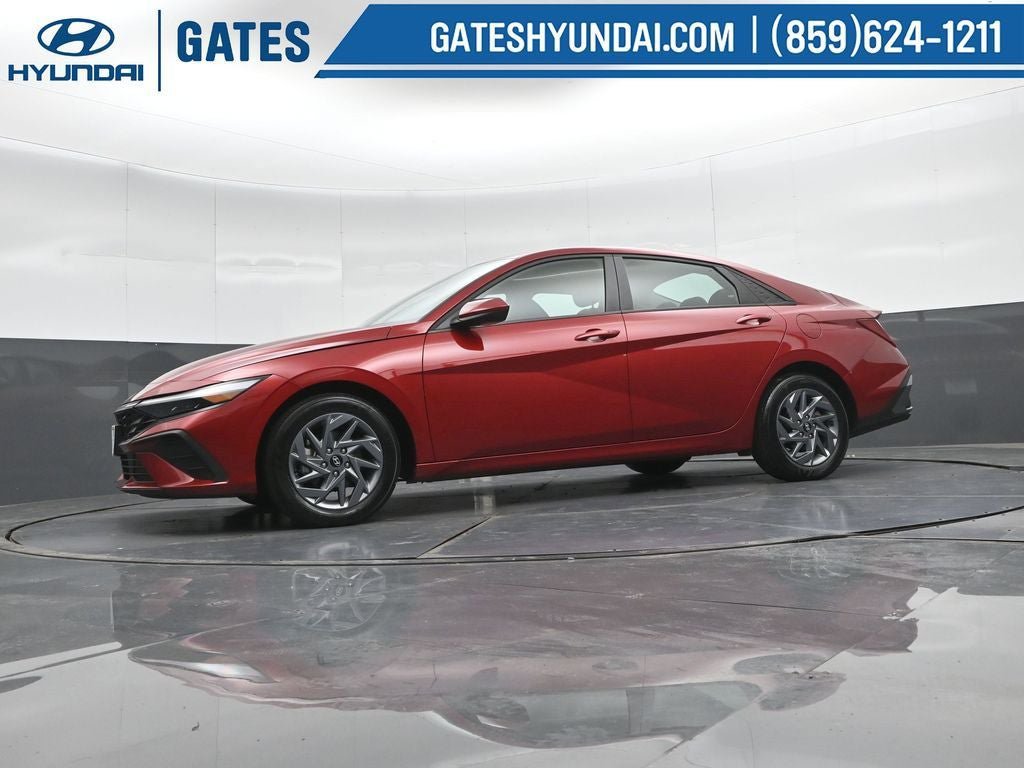 Certified 2024 Hyundai Elantra SEL FWD image 43