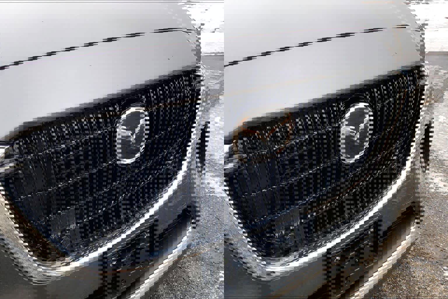 Used 2024 MAZDA CX-90 Plug-In Hybrid w/ Premium Pkg image 31